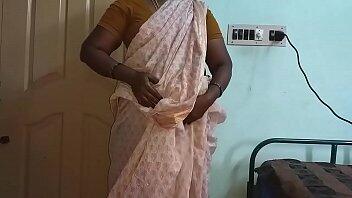 India hot mallu tía desnuda selfie y dedos para suegro