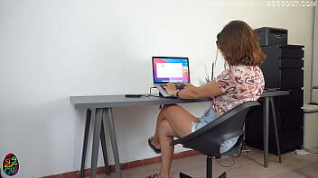 Hago mi jefe en el trabajo en el escritorio