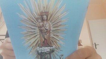 sin limites y sin ningun respeto, hago penes en la cara de maria