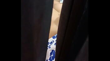 mi hermana me pone muy caliente y terminamos teniendo sexo