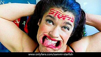 Ahegao - tía tabú